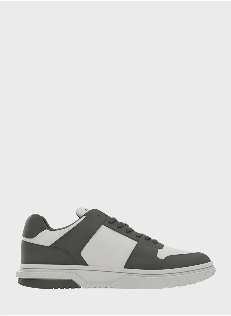 TOMMY JEANS Logo Print Low Top Sneakers