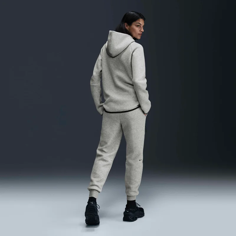 Nike Grey Women's Sportswear Tech Fleece Windrunner Joggers for Women | Best Price UAE