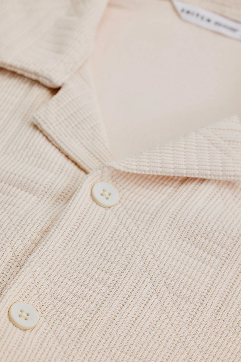 سنيتش Cream Textured Half Sleeve Boxy Casual Shirt