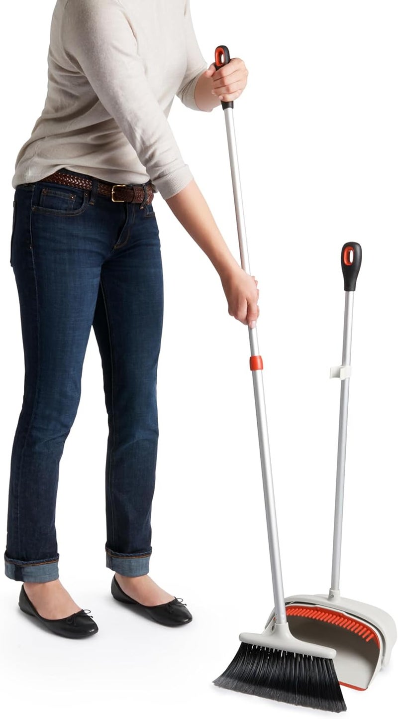 OXO OXO Good Grips Large Sweep Set with Extendable Broom85  12  - Image 5