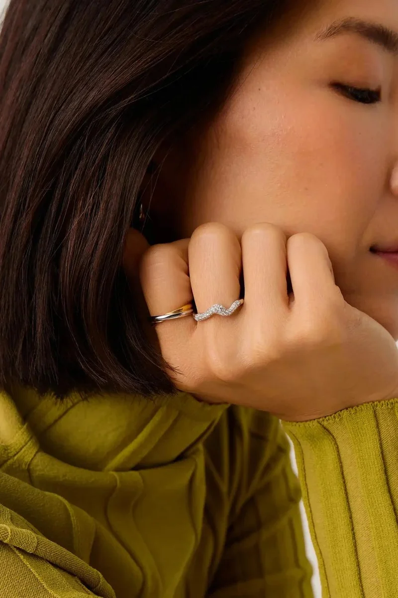 ميسوما Faceted Wave Band Ring