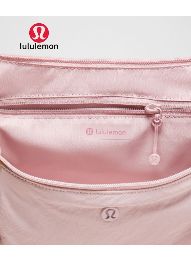 lululemon Slouchy  Crossbody Bag - Large Capacity, Sports-Friendly, Portable Storage - Image 4