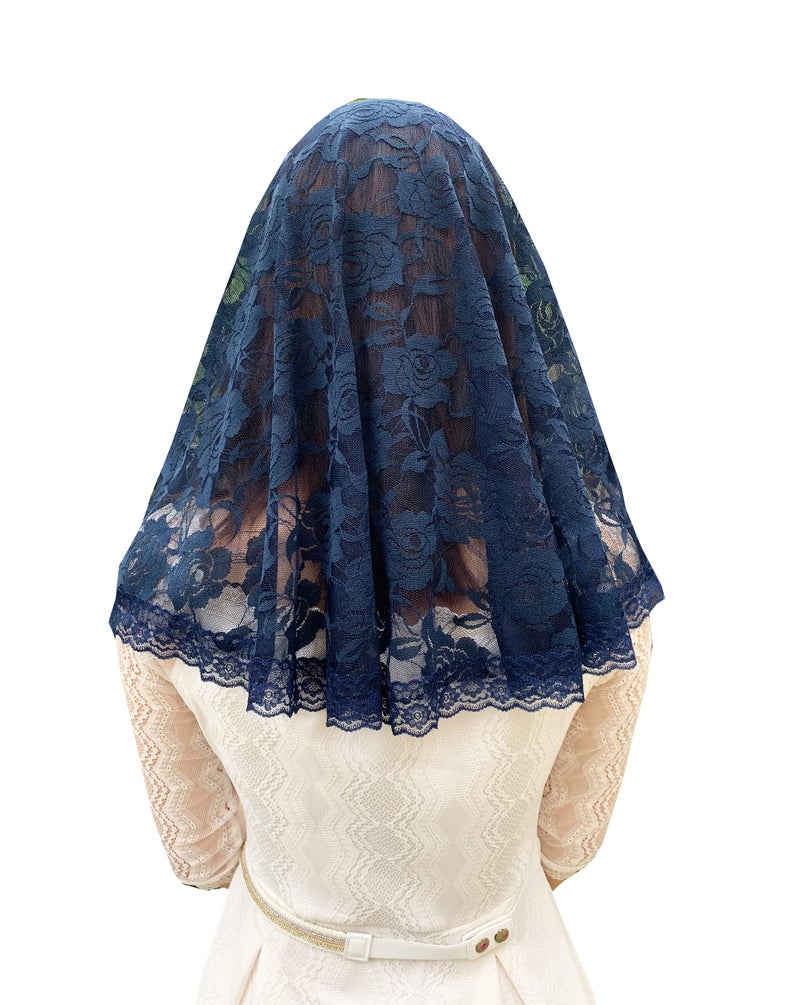 Grettytling Lace Mantilla Veil Soft and comfortable 7 Colors Spanish Style Rose Lace Veil Head Covering D Shape (Navy) - Image 1