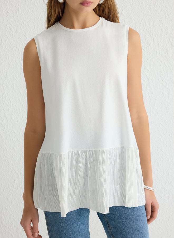trendyol Women’s Sleeveless White Top with Pleated Hem - Image 5