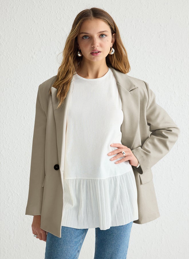 trendyol Women’s Sleeveless White Top with Pleated Hem - Image 1