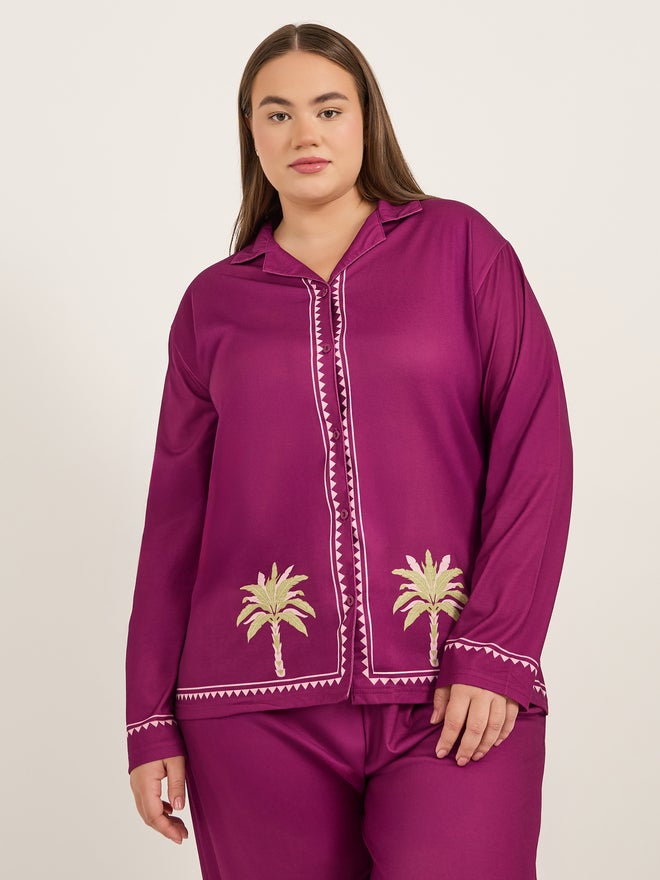 Styli Styli Unwind Plus Size Palm Tree Graphic Print Long Sleeve Shirt and Pyjama Set  - Image 2