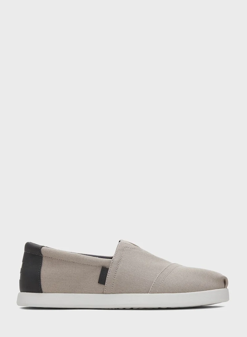 TOMS Casual Slip Ons Loafers