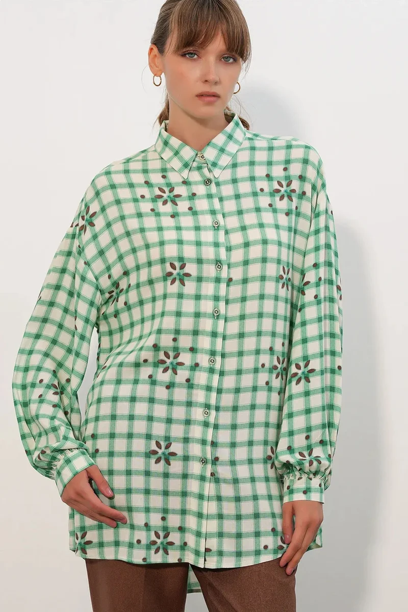 Big Dart BDART Oversized Plaid Crepe Shirt