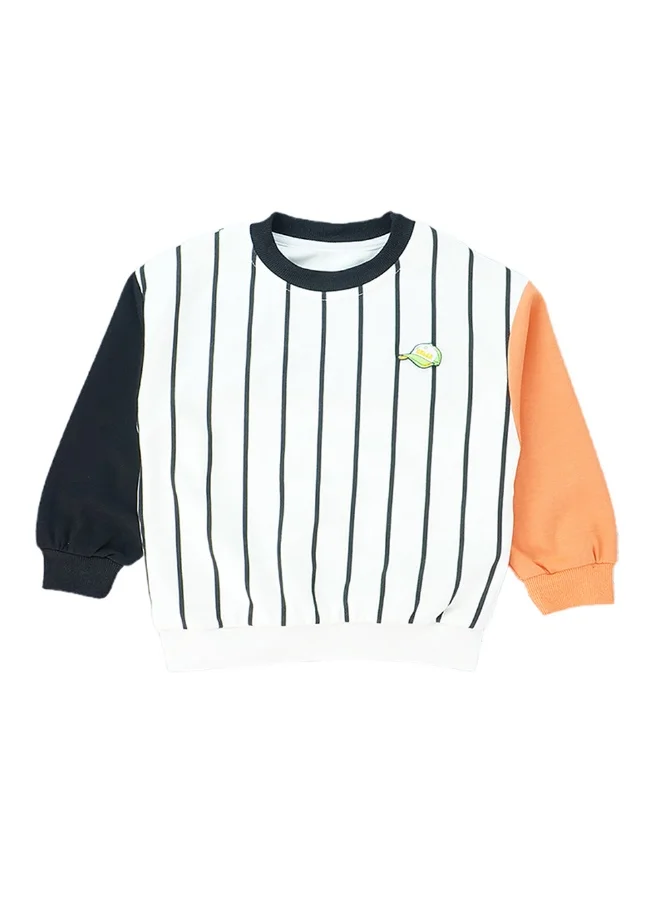 صندوق المفاجآت الصغيرة Black & Orange colorblock Full Sleeves shirt for Kids-3-4Y