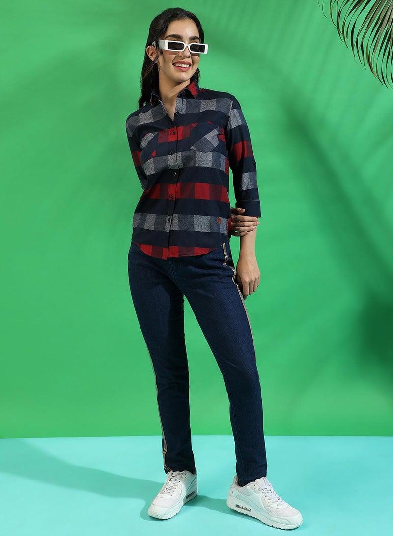 Campus Sutra Campus Sutra Women's Multicoloured Checkered Button Up Regular Fit Shirt For Casual Wear | Spread Collar | Long Sleeves | Cotton Shirt Crafted With Regular Sleeve & Comfort Fit For Everyday Wear  - Image 5