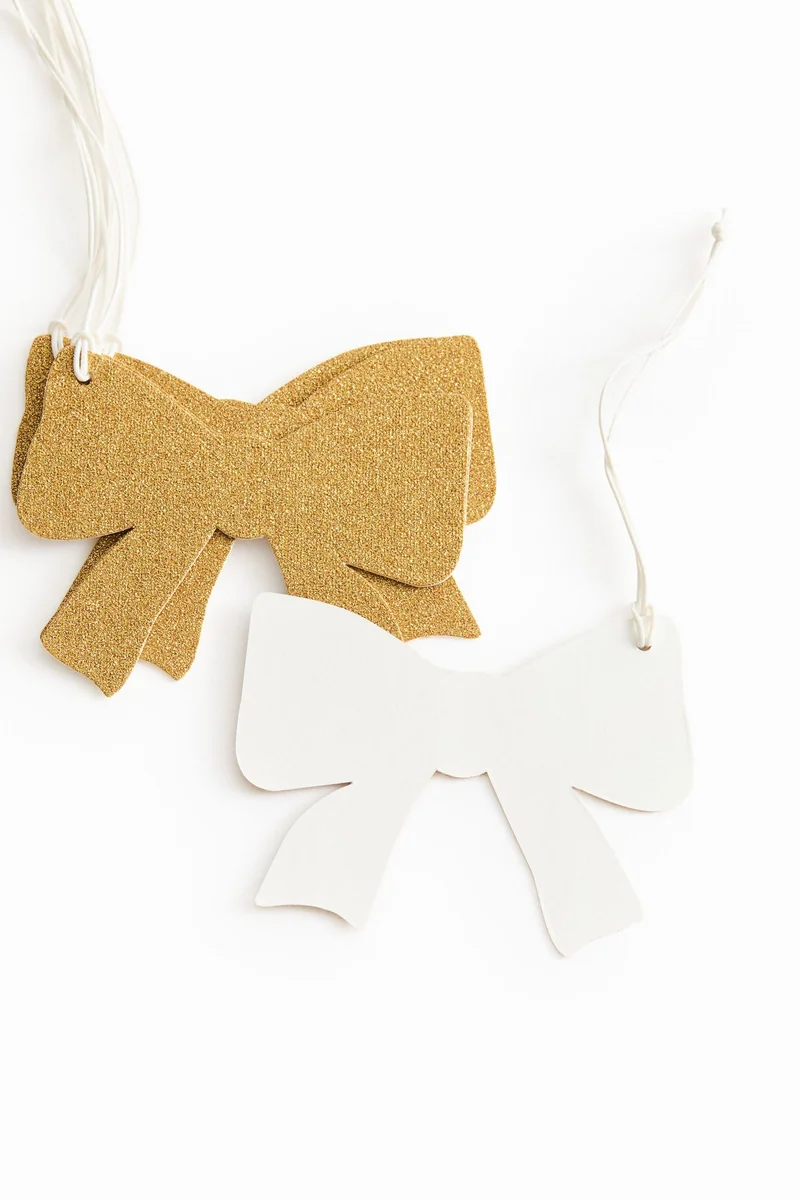 اتش اند ام مجموعة من 5 بطاقات هدايا بربطة فيونكة