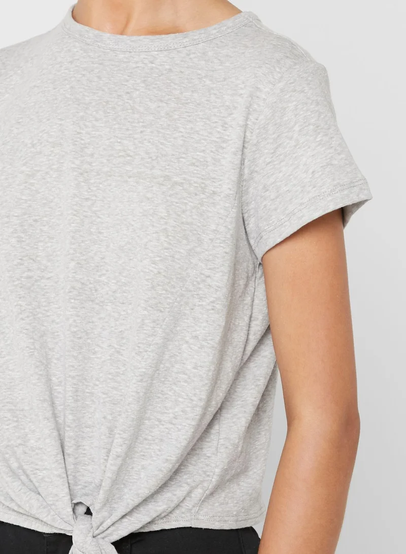 FOREVER 21 Front Knot T-Shirt