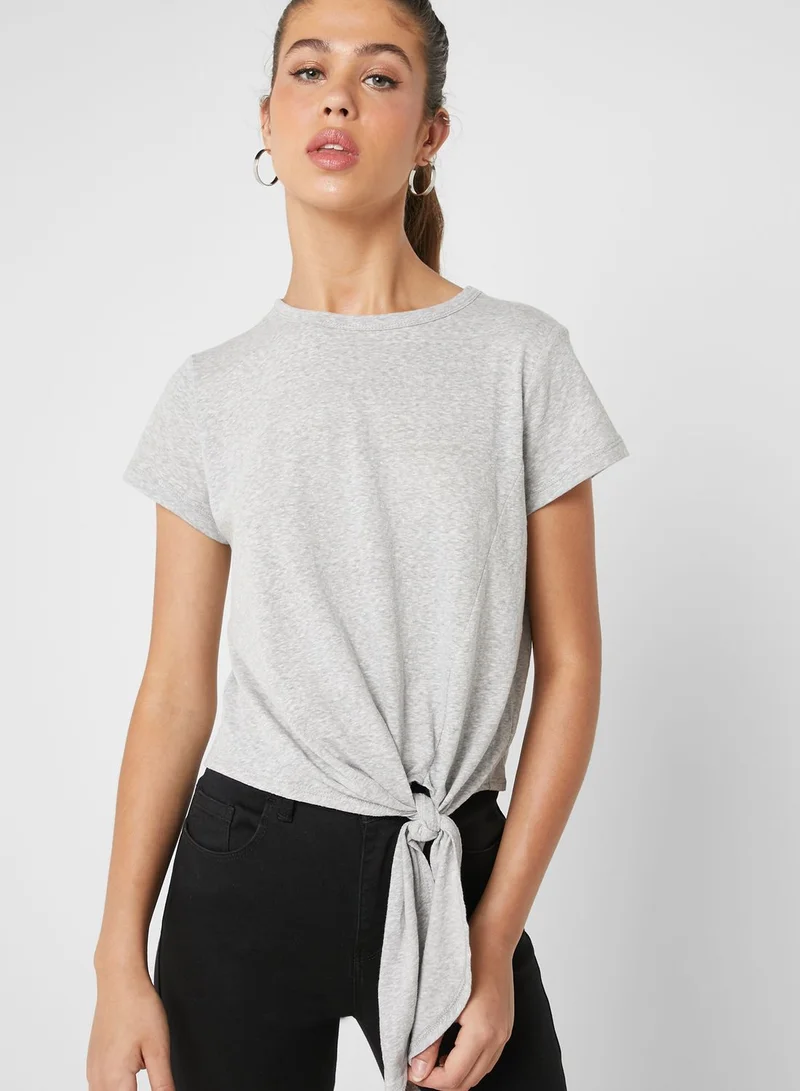 FOREVER 21 Front Knot T-Shirt