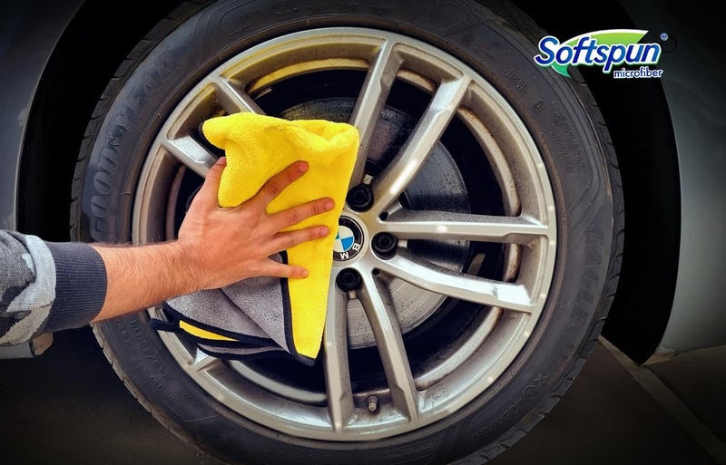 SOFTSPUN Microfiber Cloth for Car Coral 400 GSM 40X40cms 4 Pcs Multicolour! Extra Thick Microfiber Cleaning Cloths Perfect for Bike, Auto, Cars Both Interior and Exterior. Tight fitted parts - Image 4
