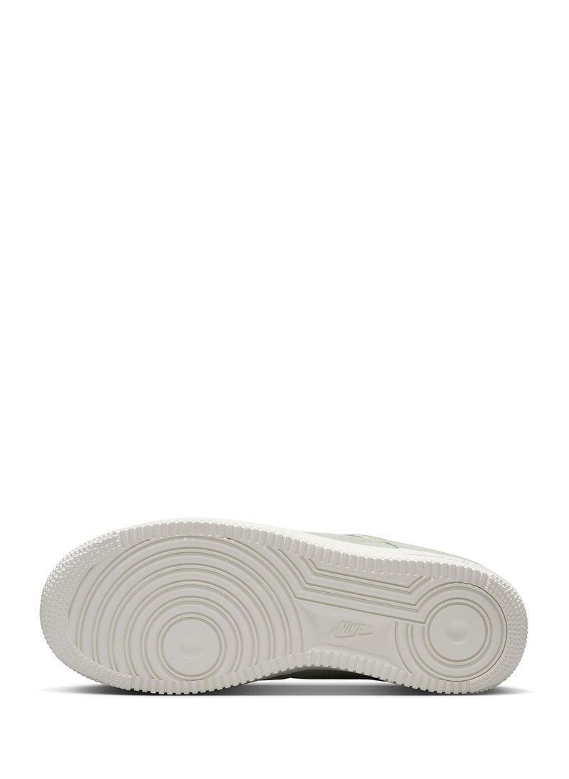 Nike - Air Force 1'07 Se Suede - Image 1