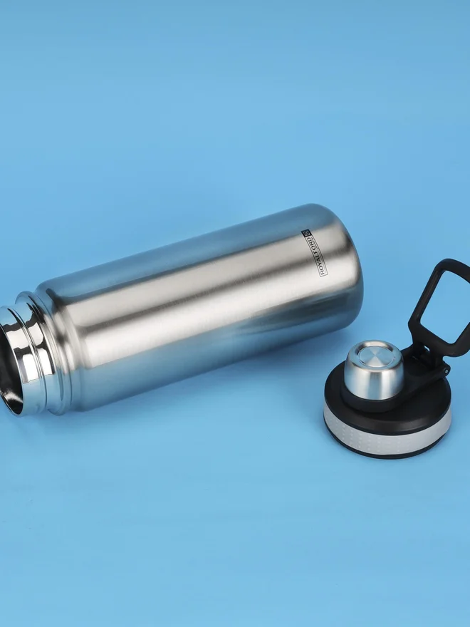 Royalford Stainless Steel Vacuum Sports Water Bottle, 650ml 22oz RF10983