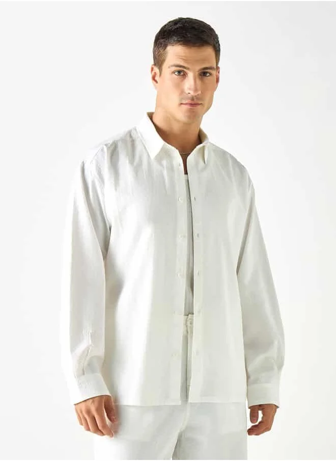 Iconic Iconic Regular Fit Textured Shirt with Collar and Long Sleeves