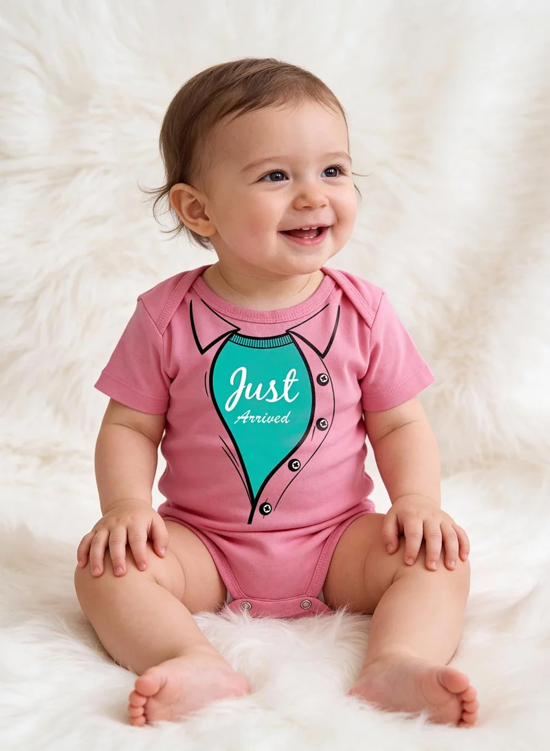 فنكار بودي أطفال وردي بطبعة Just Arrived من Funkaar