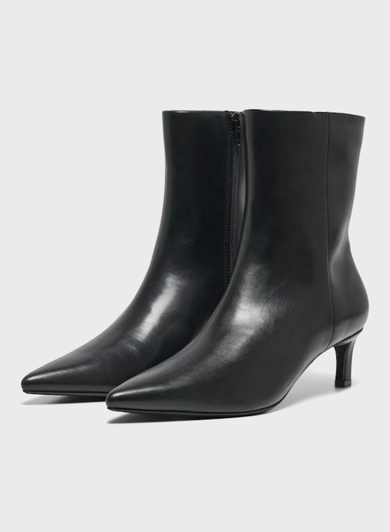 ONLY Onlbrixton Ankle Heeled Boots - Image 1