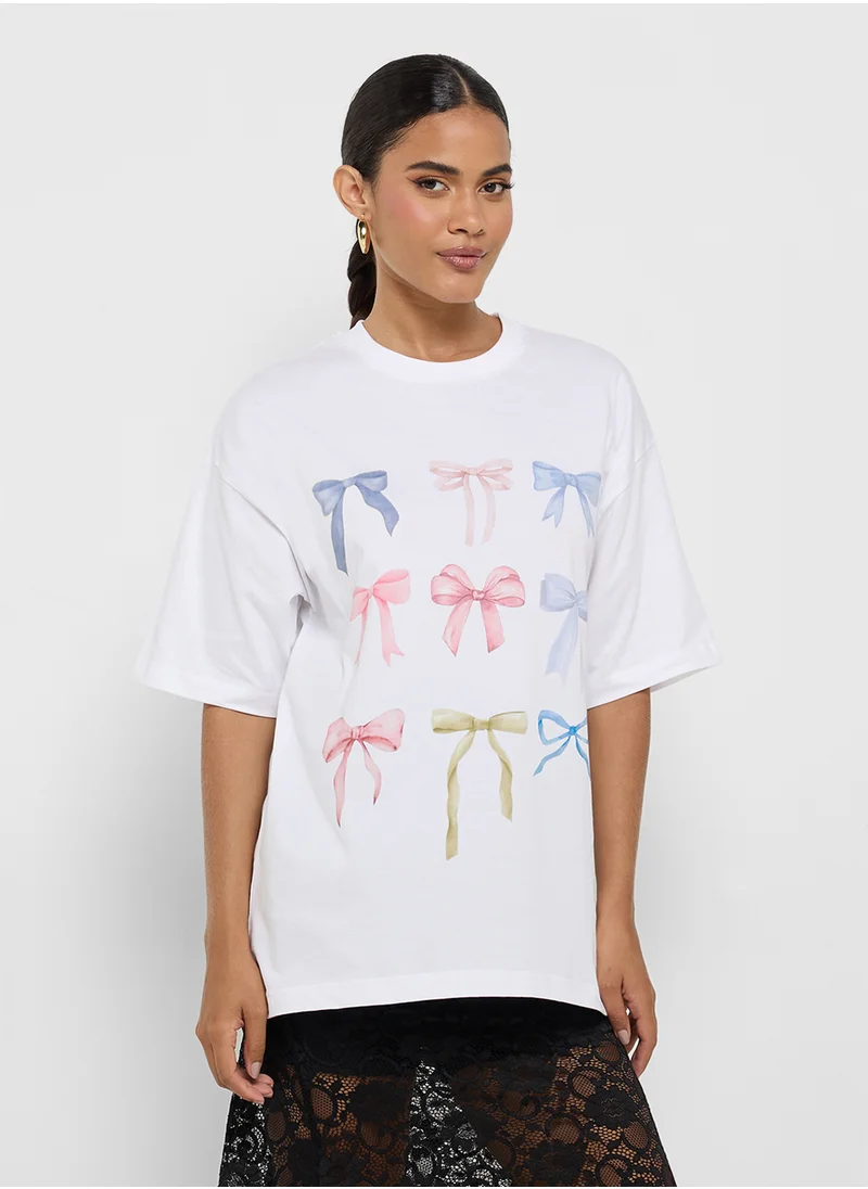 Ginger Oversize Bow Detail Graphic T-Shirt