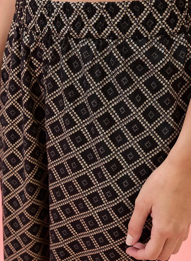 Globus  Threadwork Detail V Neck A-Line Workwear Kurta and Pants Set for Women | Best Price UAE