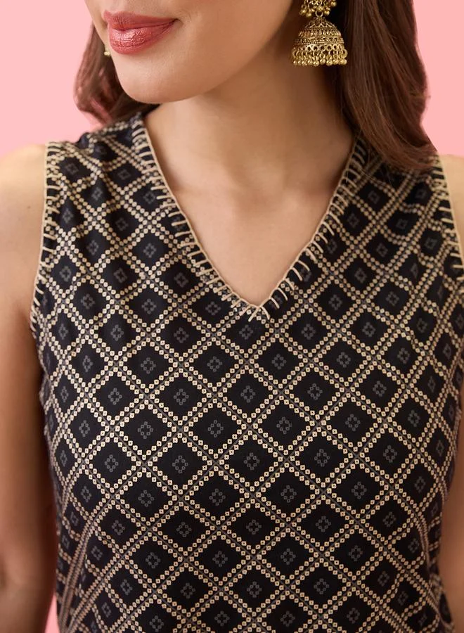 Globus  Threadwork Detail V Neck A-Line Workwear Kurta and Pants Set for Women | Best Price UAE