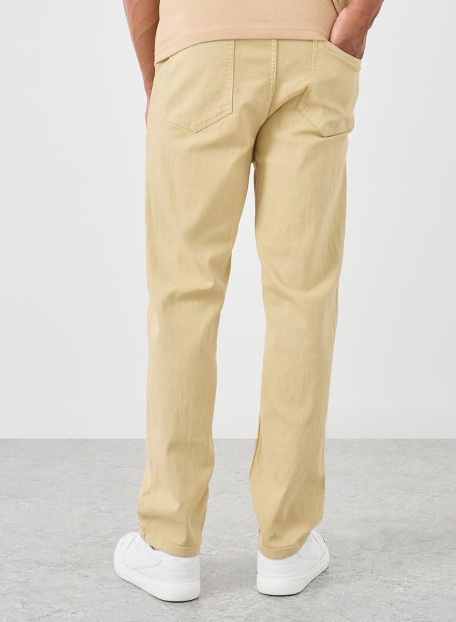 ستايلي جينز ستايلي بخصر متوسط وقصة جوجر مع رباط - Image 4