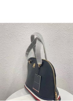 Tommy Hilfiger Handbag with logo application - pzsku/ZDDD9D3DBF8C4828D27DDZ/45/_/1729925358/7051c1a8-29aa-4a10-a968-76add6e14e77