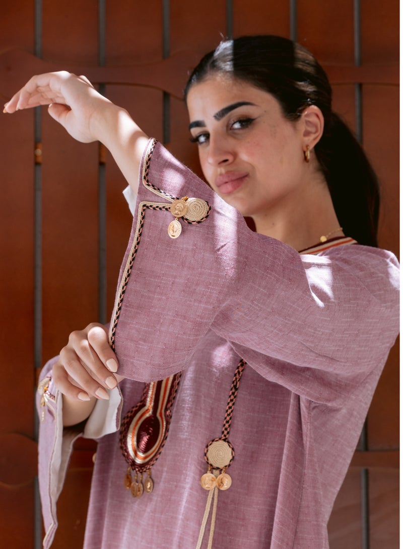 افندينا  جلابية كتان بأناقة طبيعية ولمسة عصرية - Image 3