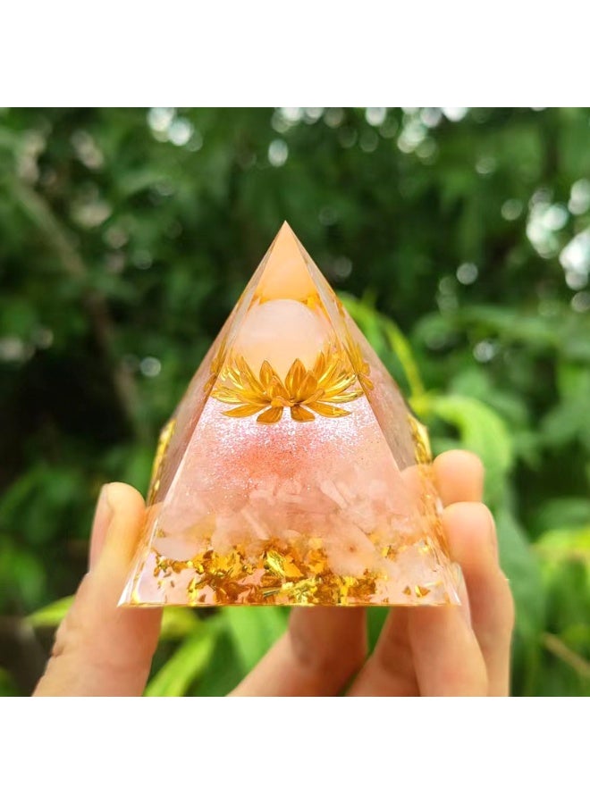 New Crystal Ball Pyramid Resin Home Decor with Crushed Stone for Desktop Display