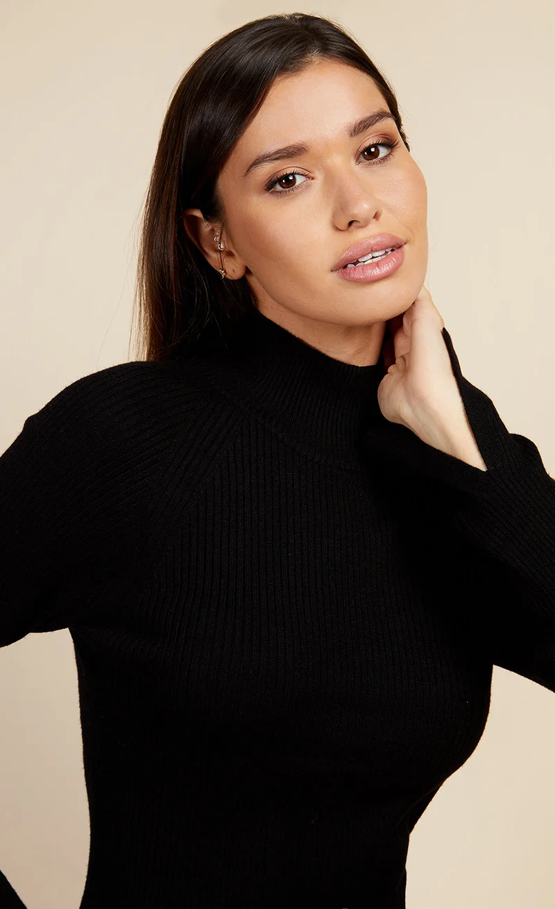 ليتل مسترس بلوزة محبوكة بفتحة جانبية وأكمام مقسومة