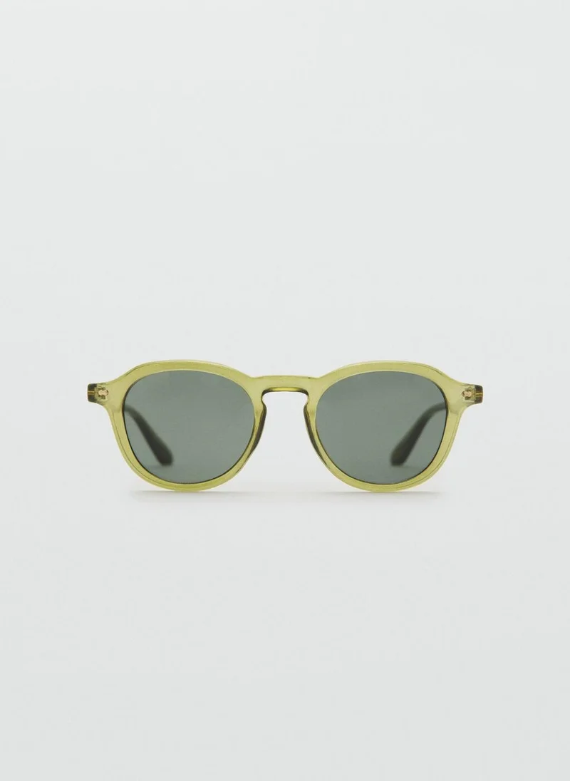 Semi-transparent frame sunglasses