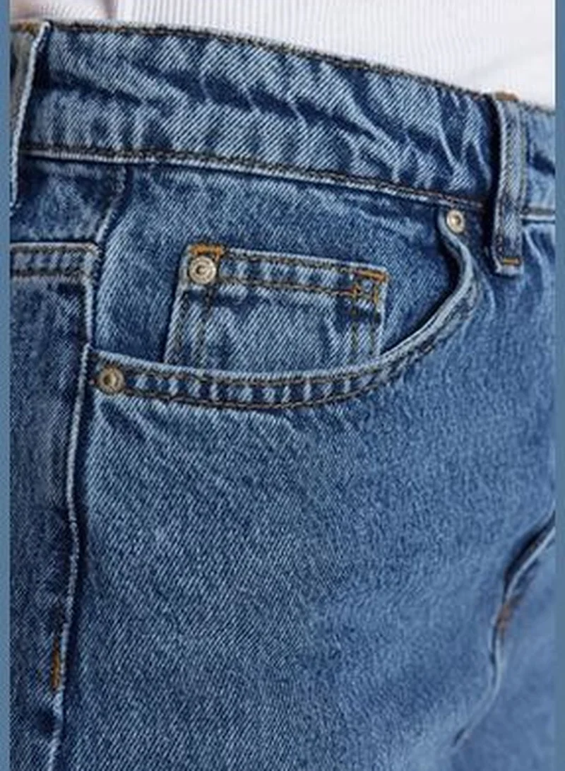 trendyol Blue High Waist Mom Jeans TWOAW24JE00076