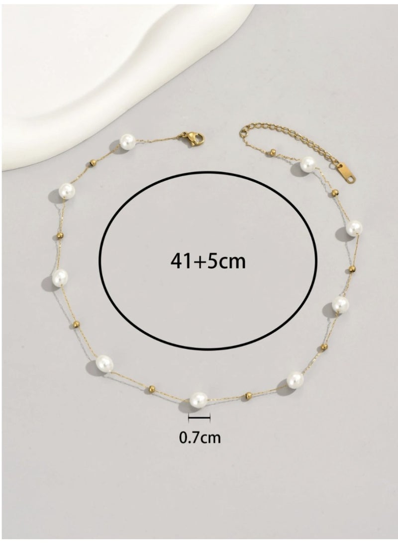 قلادة مطلية من الفولاذ المقاوم للصدأ مع خرزة واحدة من  الؤلؤ الصناعي المميز والفاخر - Image 2