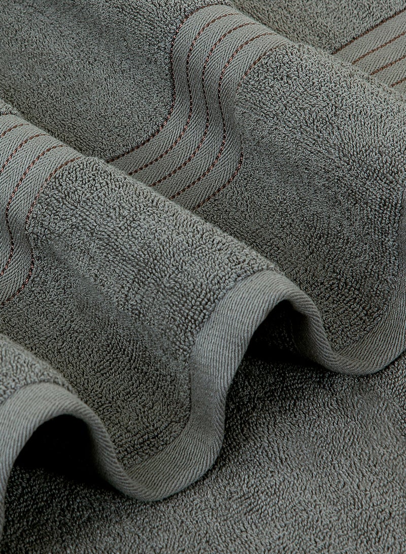 Bliss Casa Bliss Casa Luxurious Jumbo Bath Sheet 90 x 180 cm (2 Pack) - 550 GSM 100% Cotton 20/D Highly Absorbent and Quick Dry Hotel Bath Sheet Set  - Image 5