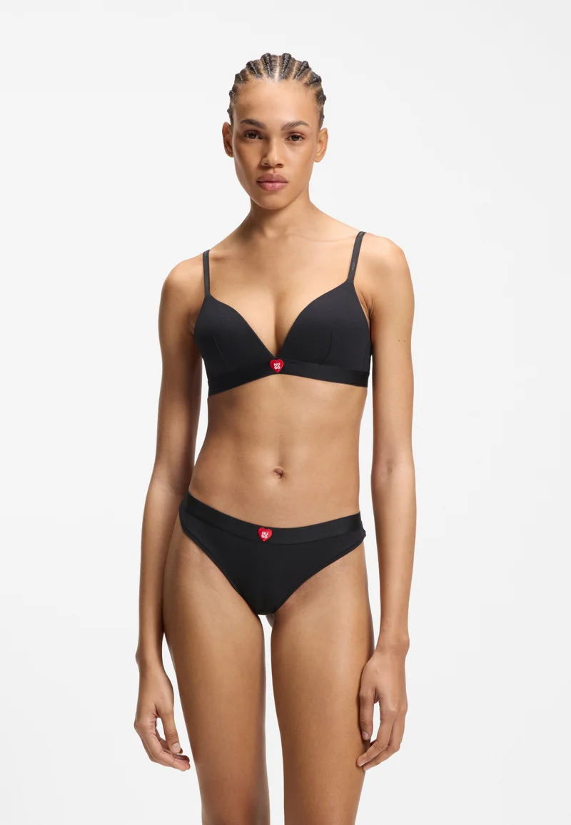 هوجو Low-rise ribbed thong with heart logo