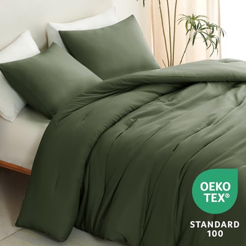 CozyLux Full Size Comforter Set Olive Green, 3 Pieces Solid Breathable Quilted Bedding Sets, Luxury Lightweight Soft Bed Set with Down Alternative Comforter and 2 Pillowcases for All Seasons - Image 4