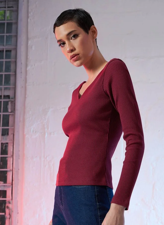 ساسافراس Maroon Fitted Top For Women