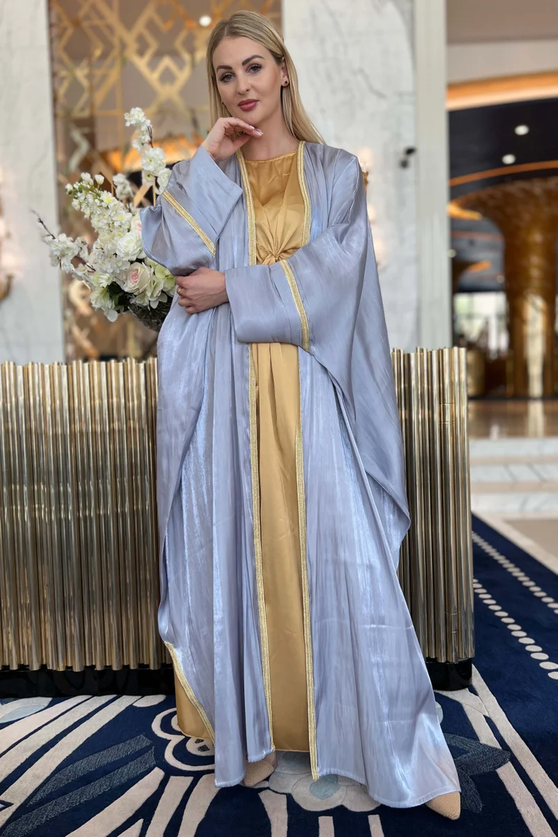 مويستريت طقم عباية بشك بأكمام كاب