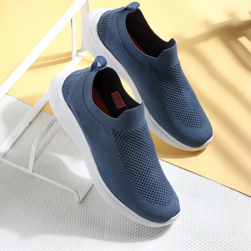 Face Cushioned Sneakers for Men in Aster - Image 5