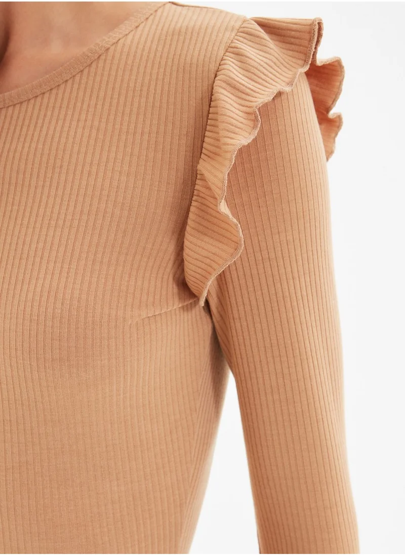 trendyol Crew Neck Ruffle Detail Bodycon Dress