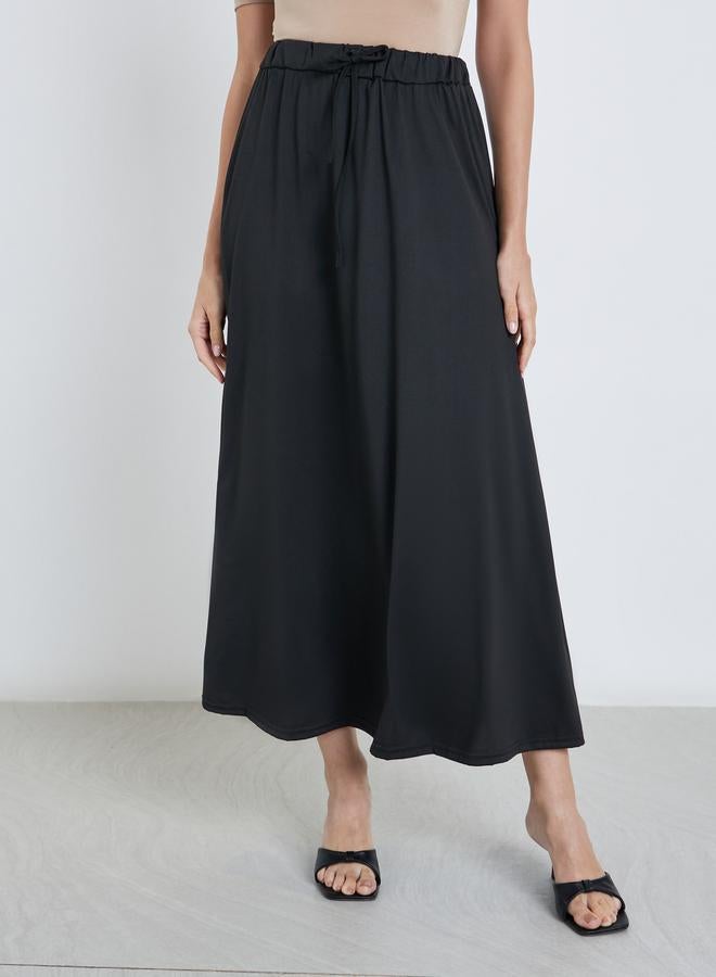 ستايلي تنورة ميدي سادة بتفاصيل أربطة - Image 2