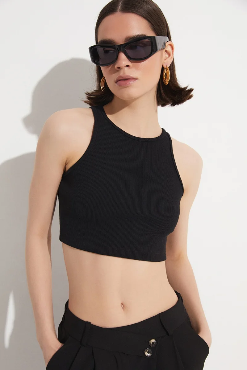 JUNE Women's Body-Smooth Halter Neck Crop Camisole Blouse