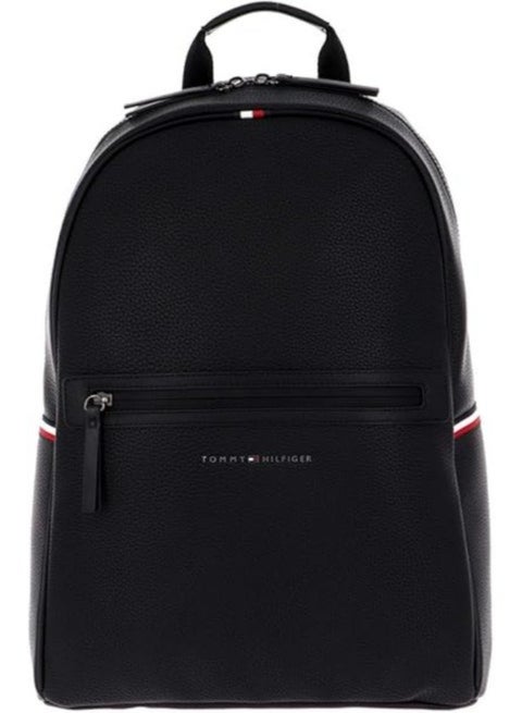 حقيبة ظهر أساسية للرجال من تومي هيلفيغر باللون الأسود مقاس واحد