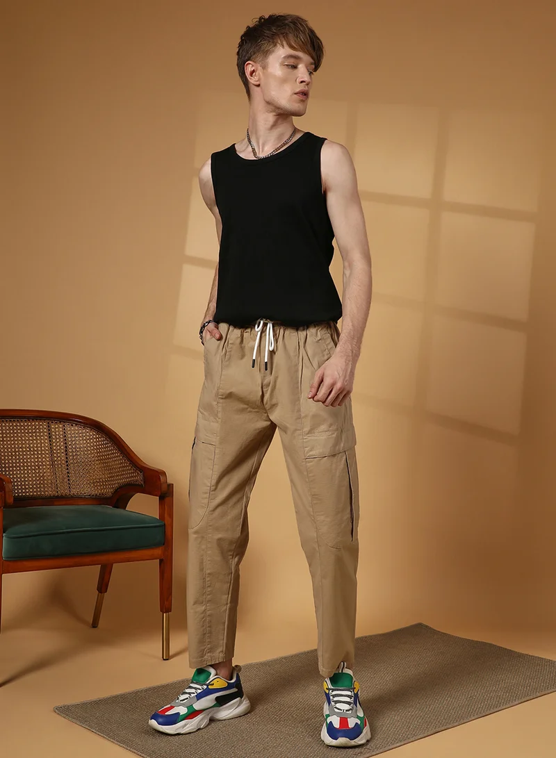 Campus Sutra Men's Khaki Brown Solid Utility Trousers