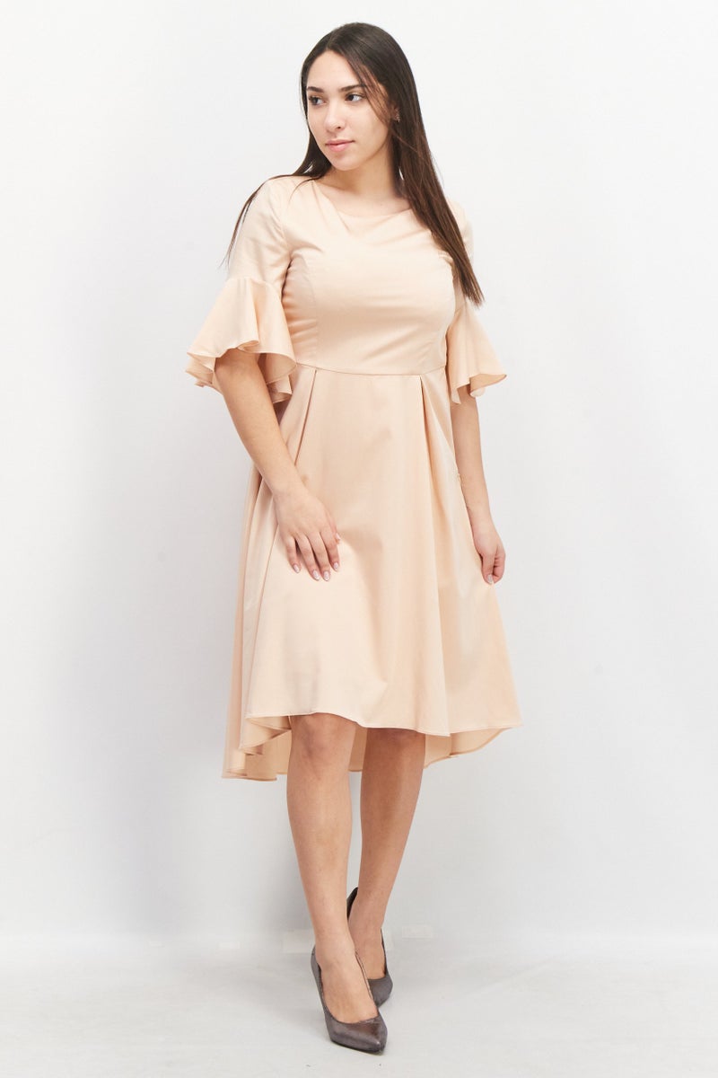 VERO MODA فستان ميدي بأكمام جرس بسيطة للنساء من فيرو مودا، لون خوخي فاتح - Image 1