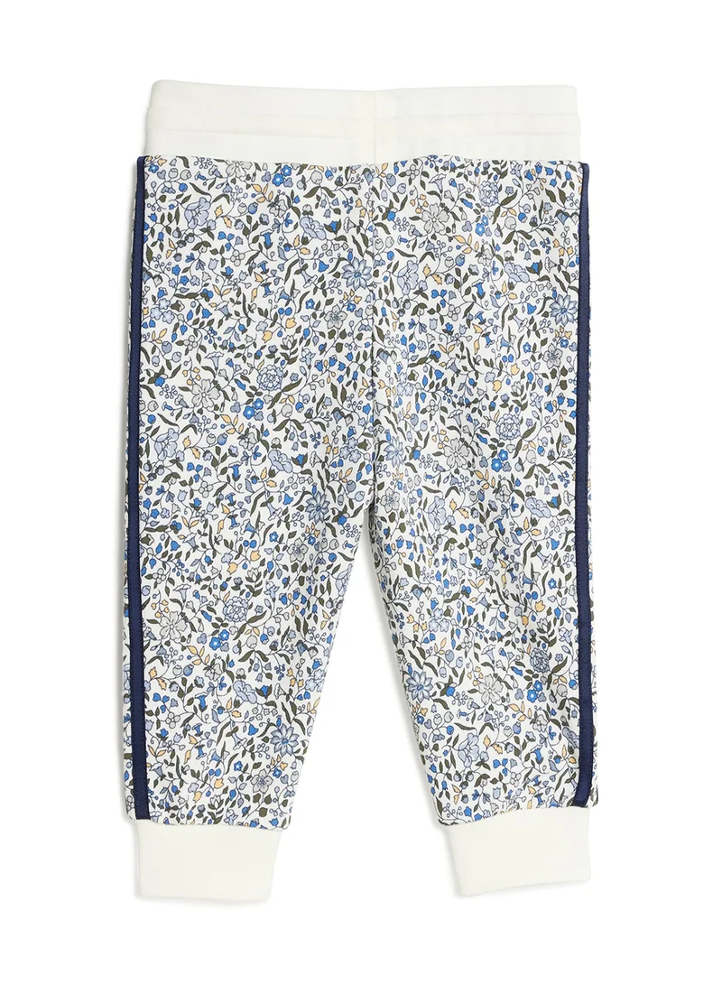 adidas Originals Essential Tracksuit Set