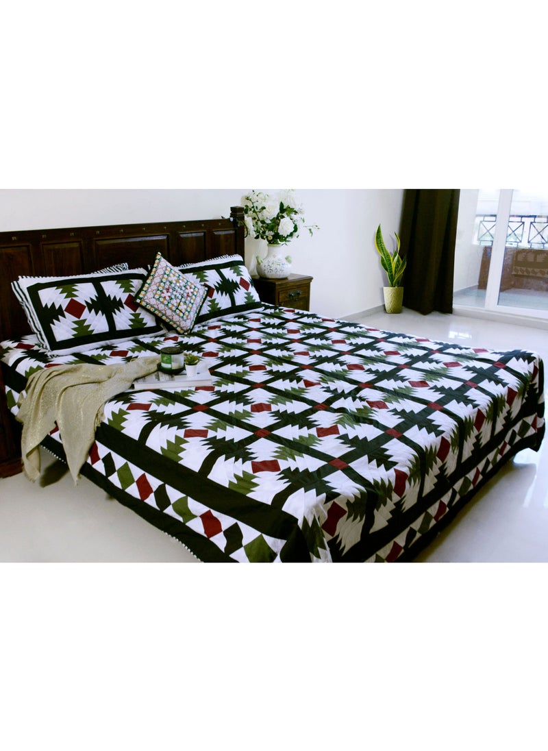 TARZ - Luxuriate in a Restful Slumber with our Exquisite Handcrafted Rallie Bed Sheet Set - Includes 4 Expertly Stitched Pillow Cases - Unparalleled Softness and Comfort - Generously Sized at 320 x 250 cm. - Image 1