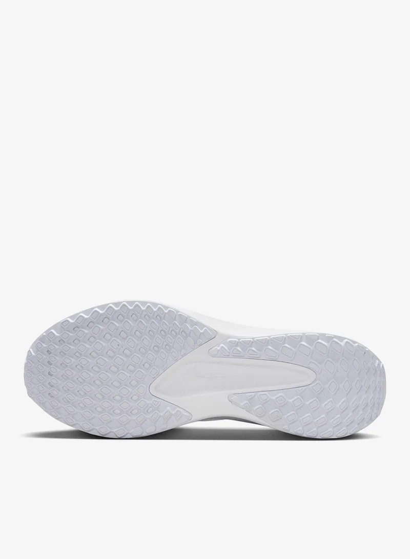 نايكي حذاء الجري على الطرق كويست 6 للرجال