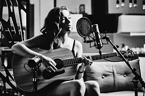 Arturia MiniFuse 1 - Compact USB Audio Interface with Creative Software for Recording, Production, Podcasting, Guitar - White - Image 2